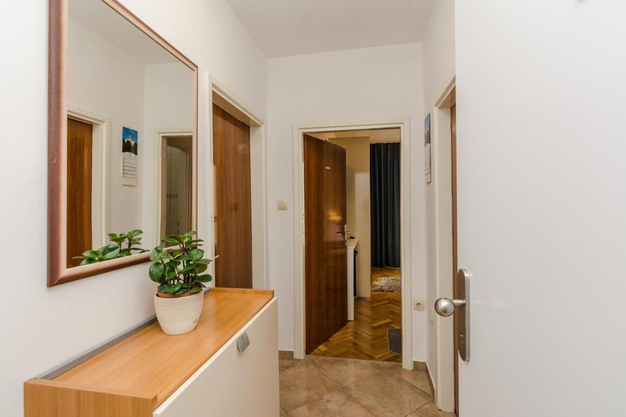Neva Room With Private Bathroom Задар Экстерьер фото