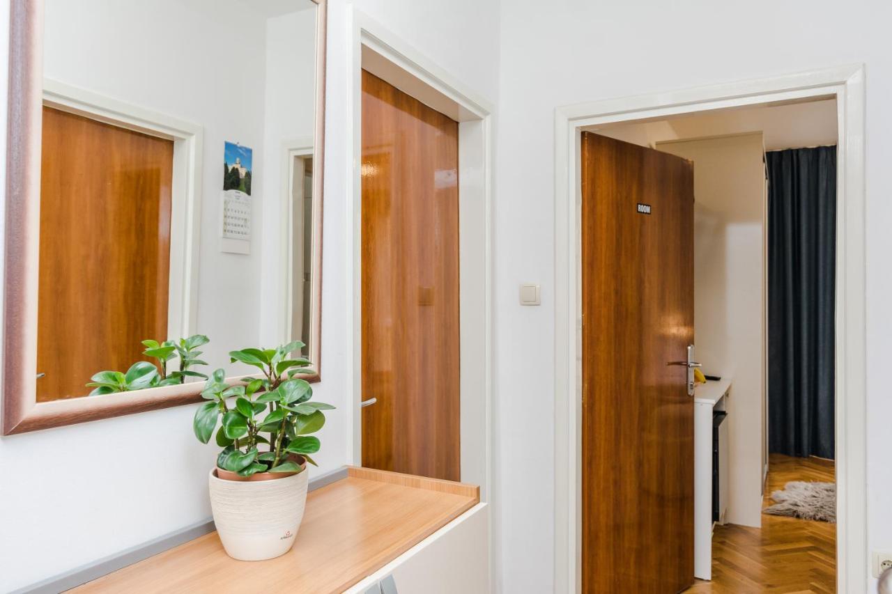 Neva Room With Private Bathroom Задар Экстерьер фото
